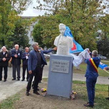 Eroul Național Avram Iancu a fost așezat la loc de cinste în Petroșani