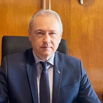 Finanțistul hunedorean Lucian Heiuș, decorat de Președintele României cu Ordinul Național „Serviciul Credincios” în grad de Cavaler