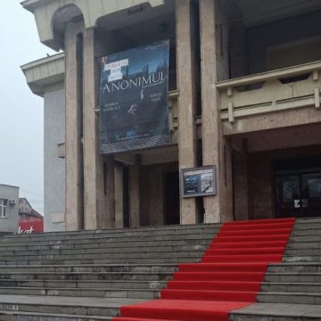 „Anonimul” după Giuseppe Berto, o nouă premieră la Teatrul „I.D. Sîrbu” din Petroșani