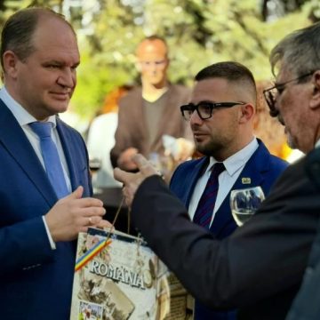 Relațiile de înfrățire dintre Petroșani și Chișinău merg înainte!