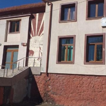 Dotări pentru Biblioteca orășenească „Gheorghe Ittu” Petrila din fonduri europene