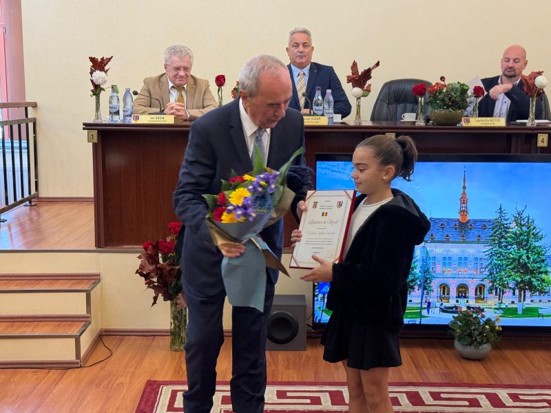 Consiliul Județean Hunedoara a recompensat elevii merituoși care au obținut rezultate școlare și sportive excepționale în anul 2024.