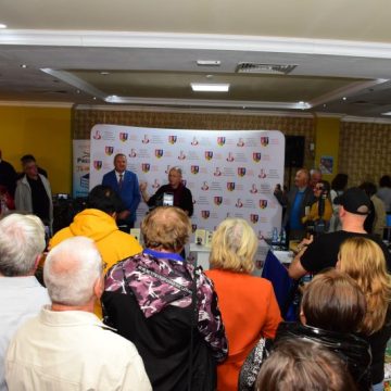 „O poveste cam ciudată și alte două povestiri” cu Horațiu Mălăiele, la Salonul Hunedorean al Cărții