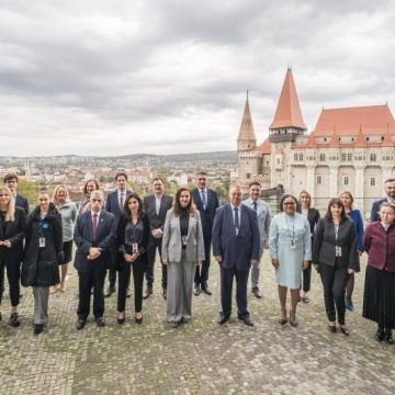 Conferință de Nivel Înalt pe Probleme de Tineret, Familie și Copii la Castelul Corvinilor de la Hunedoara