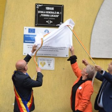 Centenarul unei școli-simbol pentru învățământul vulcănean: Școala gimnazială nr. 1 „Teodora Lucaciu”