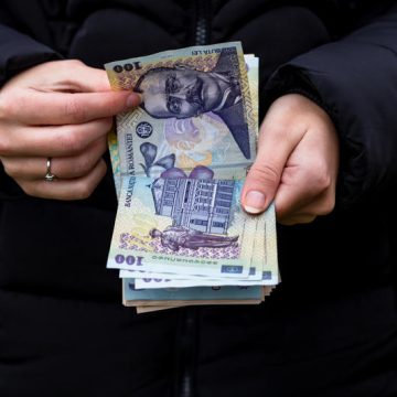 Salariu minim crește la 4050 de lei de la 1 ianuarie 2025