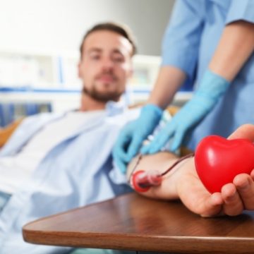 Campanie de donare de sânge, derulată la Petroșani, cu sprijinul Universității din Petroșani