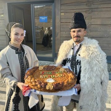 La Jieț-Petrila s-a deschis satul-muzeu al momârlanilor din Valea Jiului