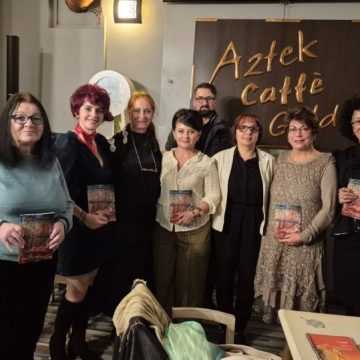”Vise de toamnă” pe aripi de poezie, cu Mariana Alexandru & friends, la Aztek Caffe Petroșani