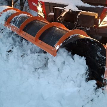 Intervenții ale drumarilor pe drumurile județene hunedorene