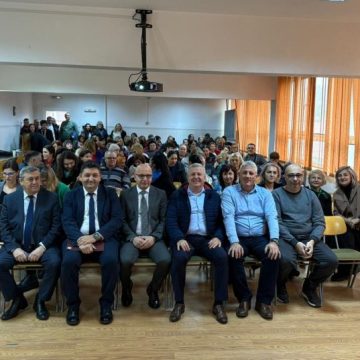 Proiect european pe tema prevenirii și reducerii abandonului școlar, derulat de Liceul Tehnologic „Mihai Viteazu” Vulcan