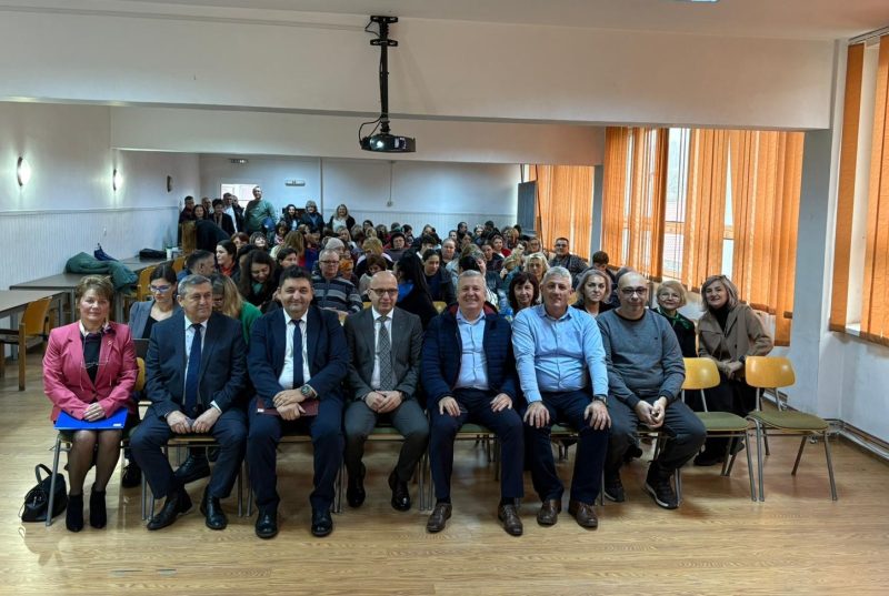 Proiect european pe tema prevenirii și reducerii abandonului școlar, derulat de Liceul Tehnologic „Mihai Viteazu” Vulcan