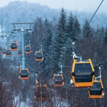 Telegondola de la Pasul Vâlcan este din nou la dispoziția turiștilor