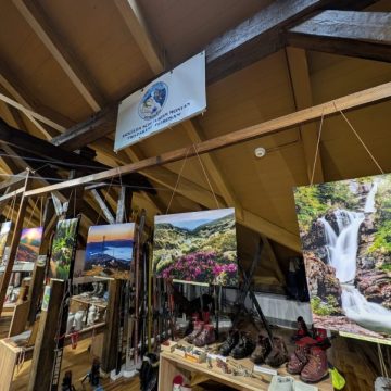 Muntele, „foto-model” de ziua lui, în expoziția de la Muzeul ”Pro Parâng”