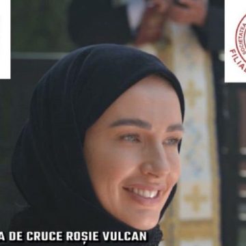 Recital  de colinde Paula Hriscu în concertul caritabil al Crucii Roșii de la Vulcan