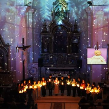 Concert de Crăciun “Cu Sufletul Curat” la Biserica romano-catolică ”Sf. Varvara” din Petroșani