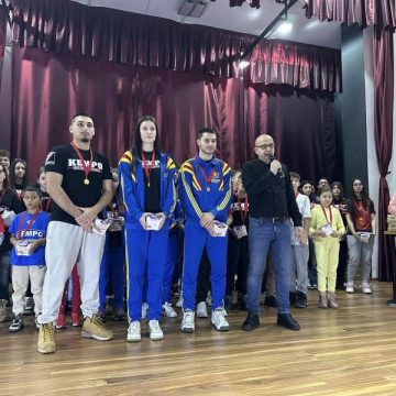 Mândrie și gratitudine pentru sportivi la prima ediție a ”Galei Sportului Vulcănean”