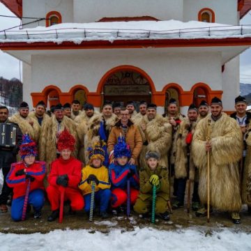Crăciun tradițional momârlănesc în satele din Ținutul Momârlanilor