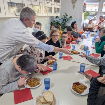 Tiberiu Iacob Ridzi: ”Sărbătorile de la Casa Pollicino au o însemnătate specială, alături de copiii speciali”