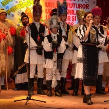 ”La colindat ne-am pornit”, concert de colinde la Palatul Cultural din Lupeni