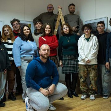 Expoziție de fotografie „IMAGO: Viziuni în tranziție” la Casa de Cultură a Studenților din Petroșani