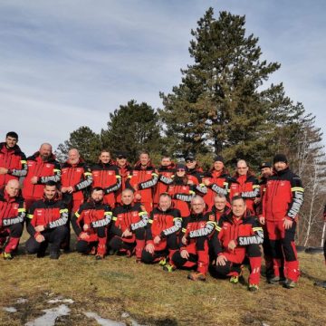 Exercițiu de salvare din telegondolă finalizat cu succes de salvamontiștii hunedoreni la Pasul Vâlcan