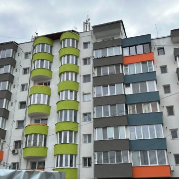 S-a prelungit perioada de depunere a proiectelor pentru reabilitarea termică a blocurilor, prin Programul Regional Vest. 100% confort termic cu 0% contribuție financiară din partea proprietarilor