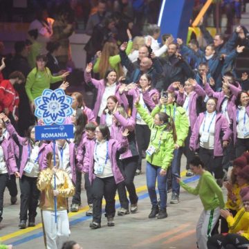 Tudor Nicolau, vulcăneanul care reprezintă România la Jocurile Mondiale de Iarnă „Special Olympics” de la Torino