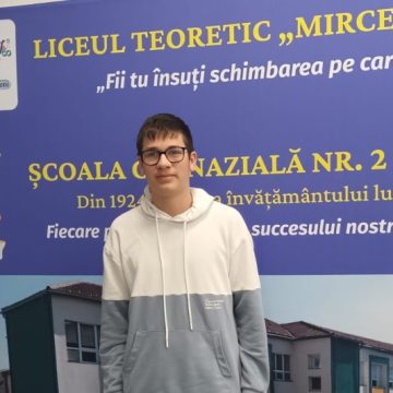 Timotei Olariu, elevul lupenean care descoperă matematica la nivel olimpic