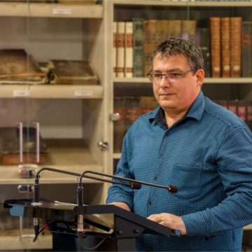 ”Cuvinte din Cuvânt” cu scriitorul Sorin Micuțiu. Episodul 11.