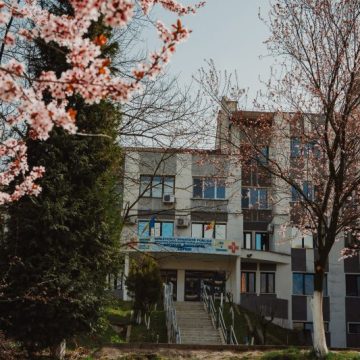 Primarul din Lupeni dezvoltă noi investiții în sectorul de sănătate, dar atrage atenția asupra problemelor de personal din sistem