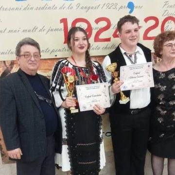Cine sunt laureații ediției a VIII-a a Festivalului artistic „Lira cu briliante” de la Petroșani