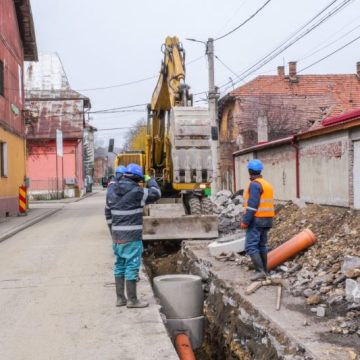 Lucrări ample la infrastructura de apă și canalizare a municipiului Lupeni