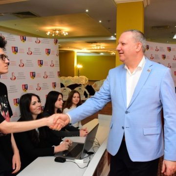 Liceul Teoretic „I.C. Brătianu” Haţeg a câștigat „finala mică” a concursului „Citești și câștigi!”