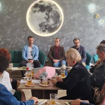 ”Reflecții și fabule” cu Florin Govor, de Ziua Internațională a Cărții