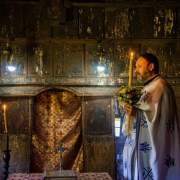 Biserica Sânionilor, comoara din Lunca Jiului de la Petroșani