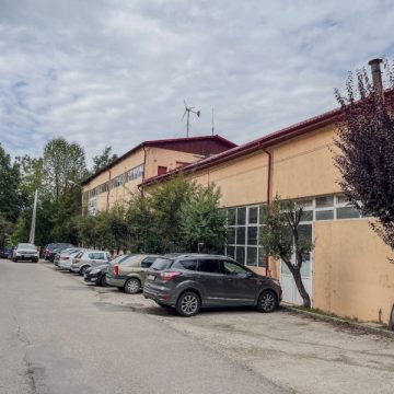 Universitatea din Petroșani modernizează Atelierul-școală cu fonduri europene