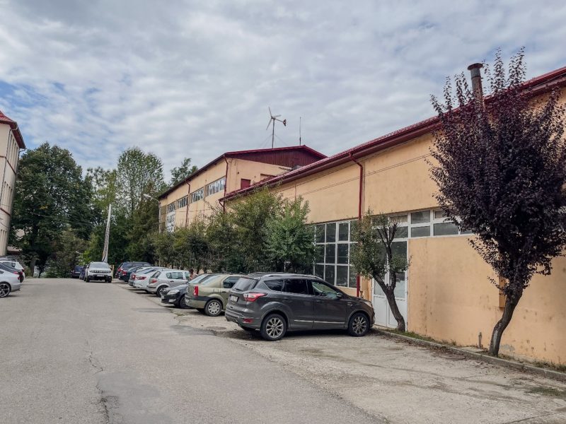 Universitatea din Petroșani modernizează Atelierul-școală cu fonduri europene