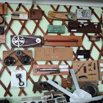 La Petroșani se deschide „Bursa meseriilor pentru elevi”