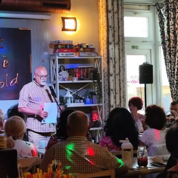 Despre mirajul poeziei sau magia înțelesurilor subtile ale erotismului în noul volum semnat de poeta Anca Ciolca, „Miraj cu maci”