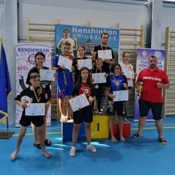Sportivi din Lupeni, în top la competiția internațională Championship Europa de la Roman