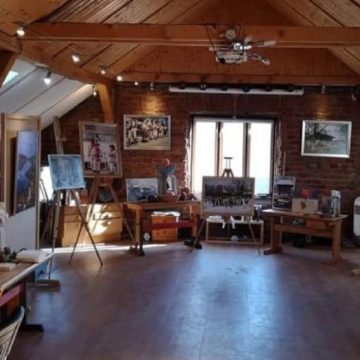 Vernisaj expozițional la Galeria de artă „Ianza Art” din Petroșani