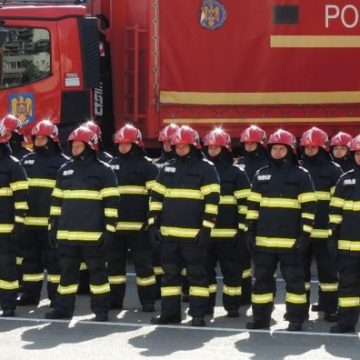 Se caută candidați pentru admiterea la „academia de pompieri”