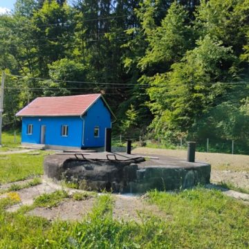 O veche instalație pentru captarea apei subterane modernizată de Apa Serv Valea Jiului