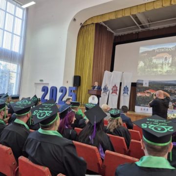 Gaudeamus igitur pentru promoția 75 a Facultății de Mine de la Universitatea din Petroșani