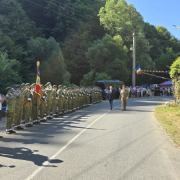Hunedoreni de seamă la a 53-a „Întâlnire a moților cu istoria” de la Dupăpiatră