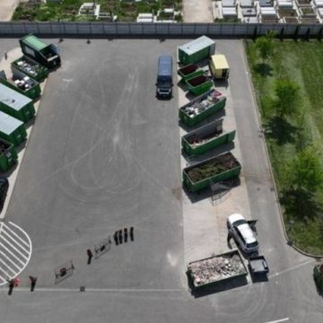 Lupeniul extinde sistemul de colectare a deșeurilor prin construcția unor centre de aport voluntar