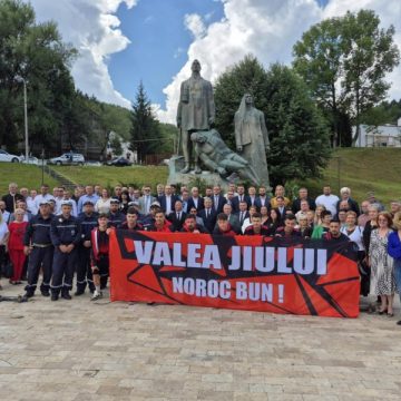 Ceremonii de recunoștință de Ziua Minerului, în capitala de suflet a mineritului românesc, la Lupeni