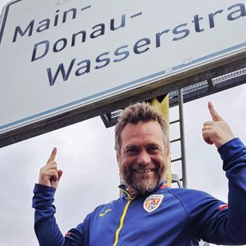 A reușit! Petroșeneanul Avram Iancu este primul înotător al  lumii care a traversat un continent (Europa) exclusiv pe apă!