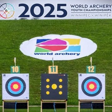 România ratează participarea la Mondialele de tir cu arcul din pricina unei… greve